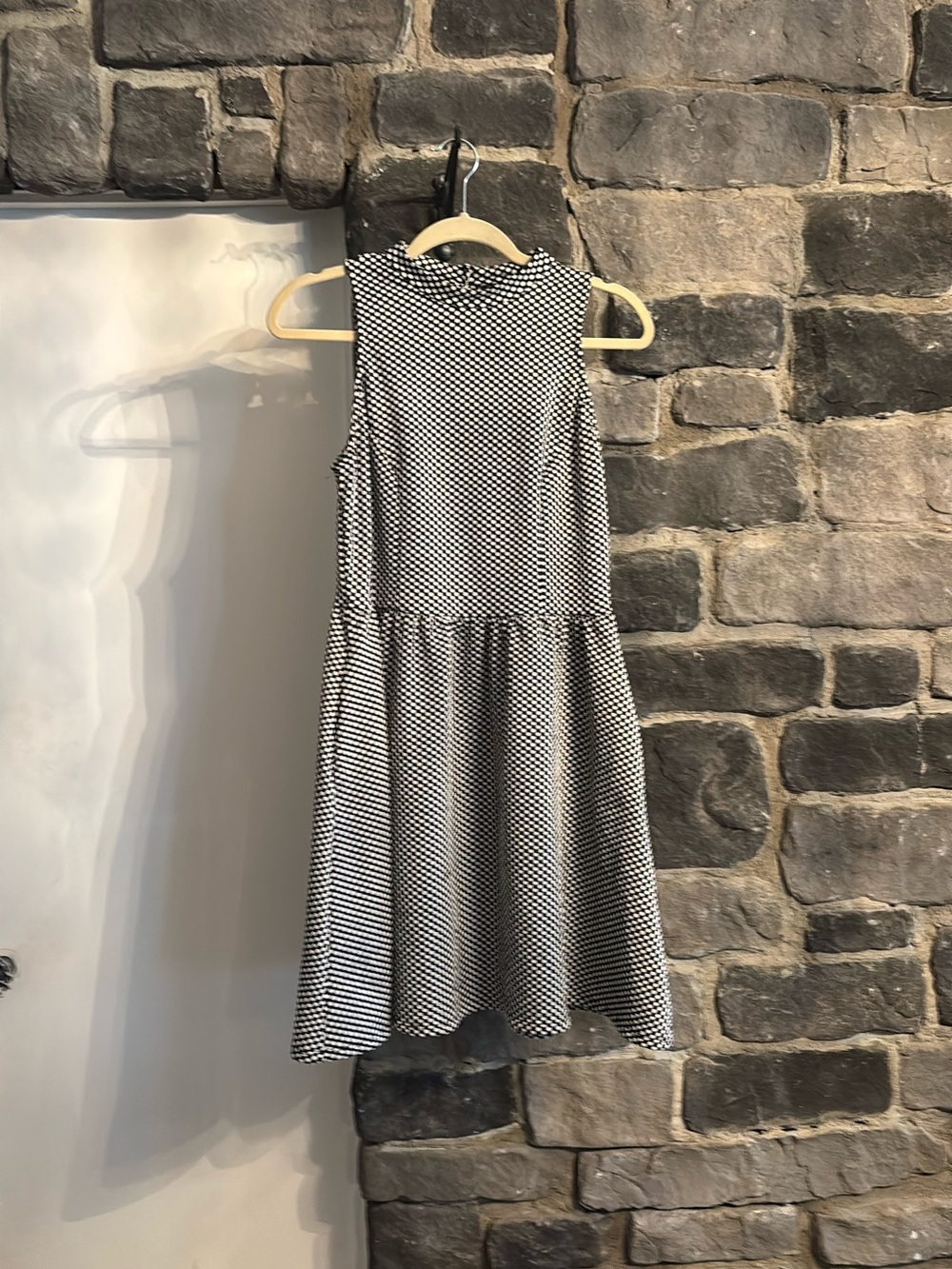 Xhilaration Black & White Sleeveless Fit-and-Flare Dress